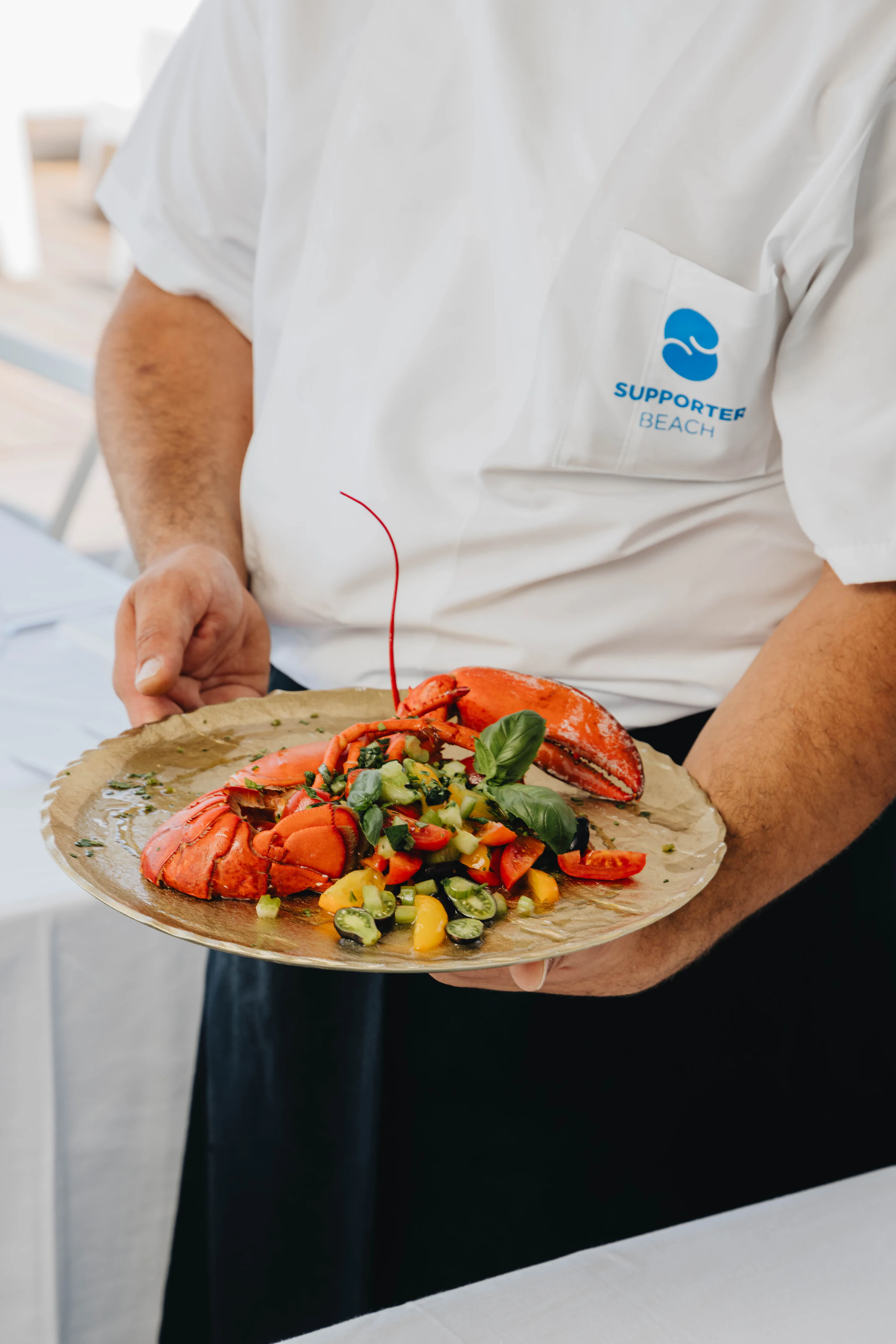 Piatto servito dallo chef del Supporter Beach